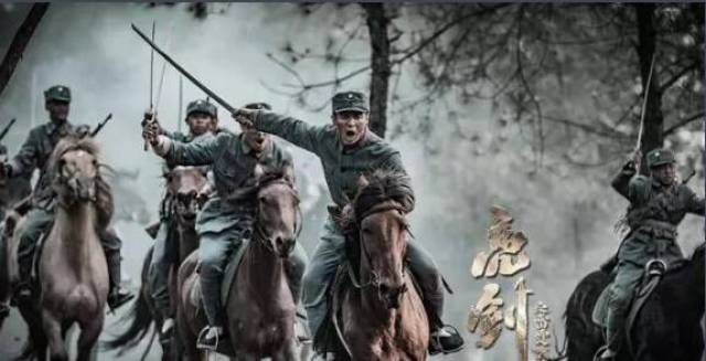 男子篮球看点频出，精彩对抗战连连上演的简单介绍